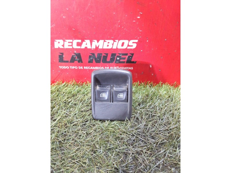 Recambio de mando elevalunas delantero izquierdo para renault kangoo / grand kangoo ii (kw0/1_) 1.5 dci 80 (kw15) referencia OEM