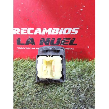 Recambio de mando elevalunas delantero izquierdo para renault kangoo / grand kangoo ii (kw0/1_) 1.5 dci 80 (kw15) referencia OEM