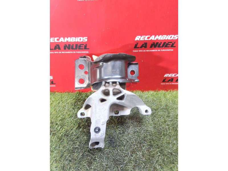 Recambio de soporte motor para renault kangoo / grand kangoo ii (kw0/1_) 1.5 dci 80 (kw15) referencia OEM IAM 112327793r  