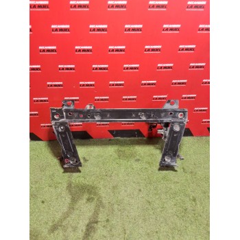 Recambio de travesaño inferior para renault kangoo / grand kangoo ii (kw0/1_) 1.5 dci 80 (kw15) referencia OEM IAM 622102554R  