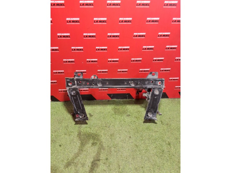 Recambio de travesaño inferior para renault kangoo / grand kangoo ii (kw0/1_) 1.5 dci 80 (kw15) referencia OEM IAM 622102554R  
