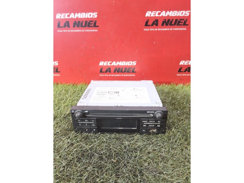 Recambio de radio cd para renault kangoo / grand kangoo ii (kw0/1_) 1.5 dci 80 (kw15) referencia OEM IAM 281151130R  