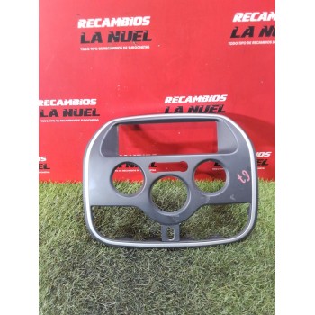MOLDURA 682605584R 682608894R 682600123R