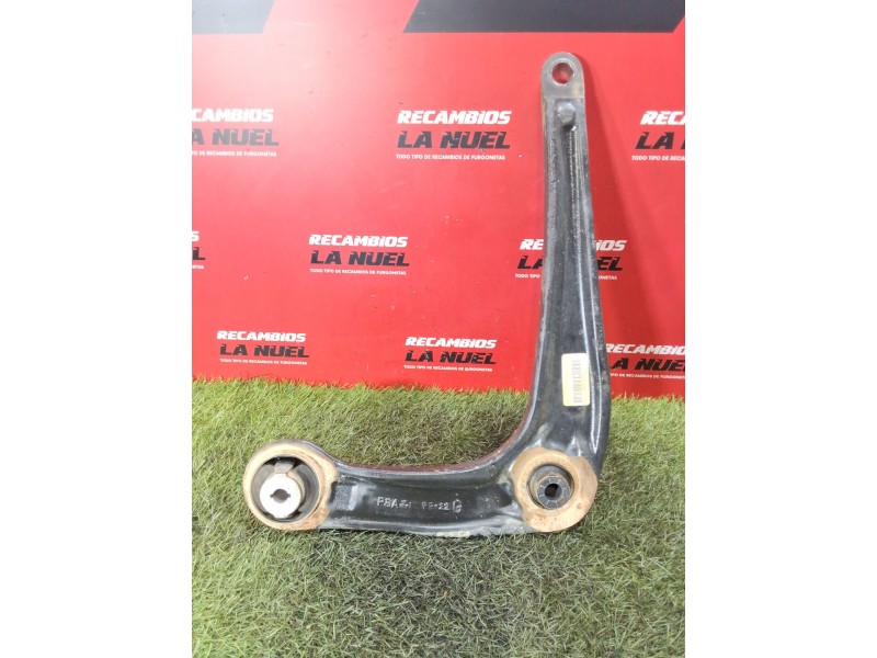 Recambio de brazo suspension delantero izquierdo para citroën jumpy iii furgoneta (v_) 1.5 bluehdi 120 referencia OEM IAM 981686