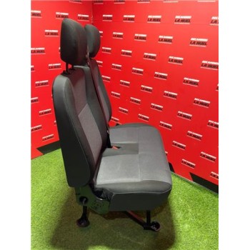 ASIENTO DELANTERO DERECHO 