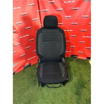 ASIENTO DELANTERO IZQUIERDO 