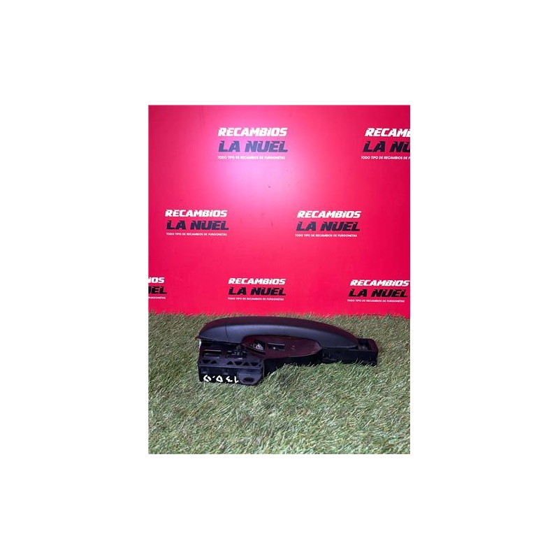 Recambio de maneta exterior delantera derecha para renault kangoo iii rapid (03.2021) kangoo referencia OEM IAM 806065425R  