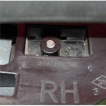 Recambio de maneta exterior delantera derecha para renault kangoo iii rapid (03.2021) kangoo referencia OEM IAM 806065425R  