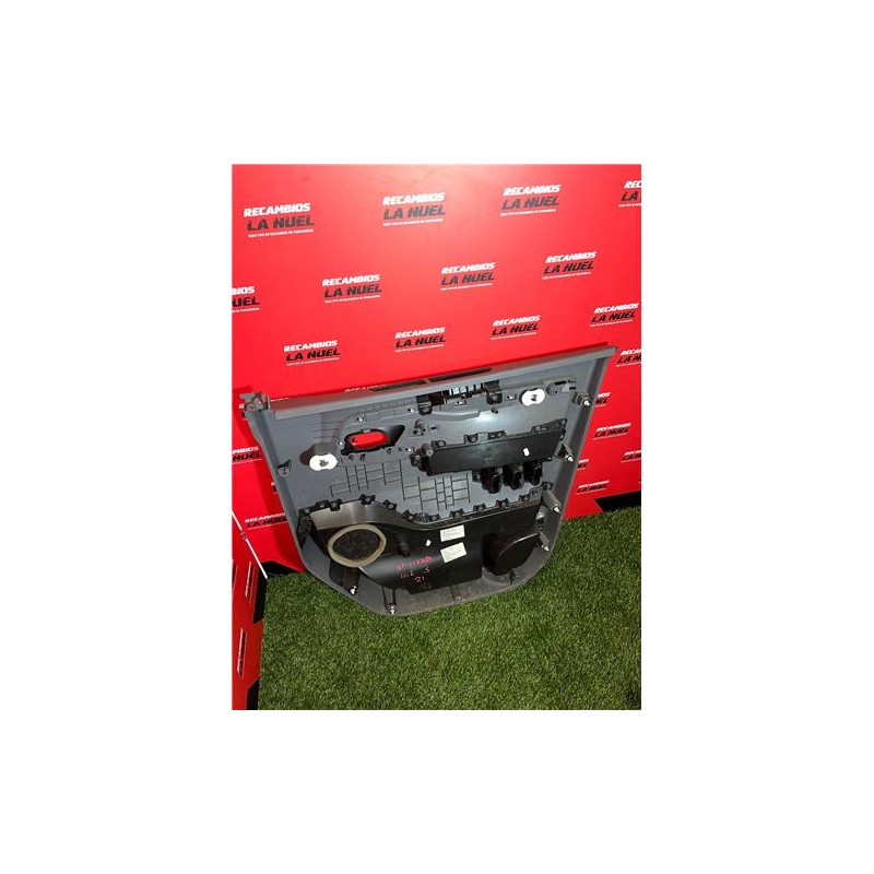 Recambio de guarnecido puerta delantera izquierda para opel vivaro furgón (2019) 1.5 s express [1,5 ltr. - 75 kw cdti dpf] refer