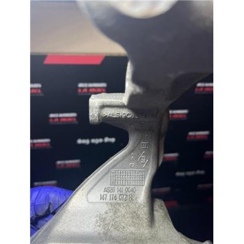 SOPORTE MOTOR 147174072R 