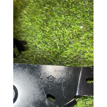 Recambio de soporte motor para renault kangoo iii rapid (03.2021) kangoo referencia OEM IAM 241379766R  