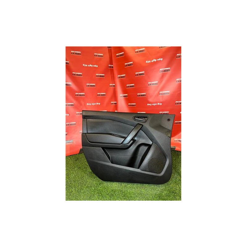 Recambio de guarnecido puerta delantera izquierda para renault kangoo iii rapid (03.2021) kangoo referencia OEM IAM 809017933R  