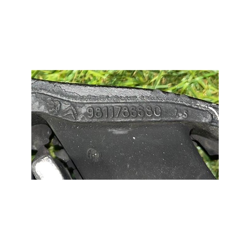 Recambio de biela para peugeot partner tepee (05.2008) yh01 referencia OEM IAM 9811786680  