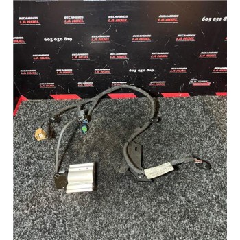 Recambio de tubos aire acondicionado para renault kangoo iii rapid (03.2021) kangoo referencia OEM IAM 241684357R 924893668R 