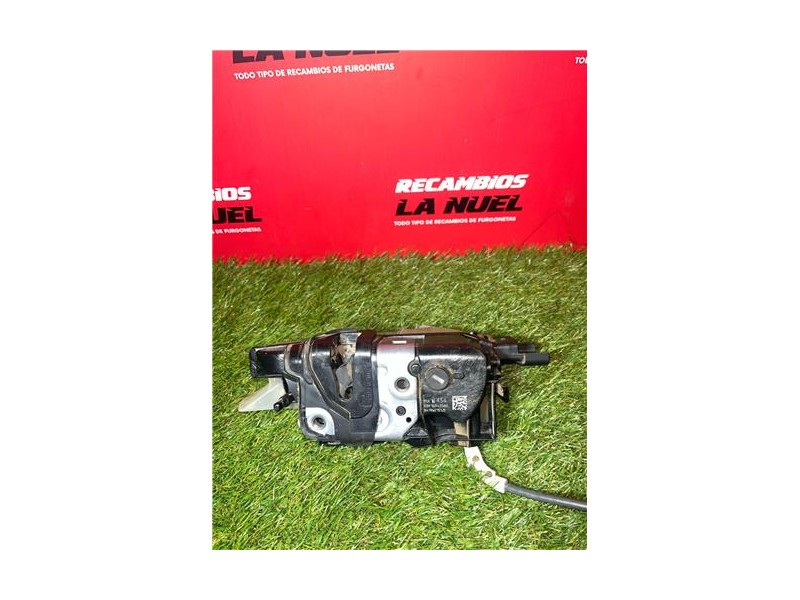 Recambio de cerradura puerta delantera izquierda para peugeot peugeot partnert yh01 referencia OEM IAM 16943580  