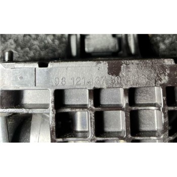 Recambio de termostato para peugeot peugeot partnert yh01 referencia OEM IAM 9812113780  