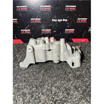 Recambio de soporte alternador para peugeot peugeot partnert yh01 referencia OEM IAM 9823598480  