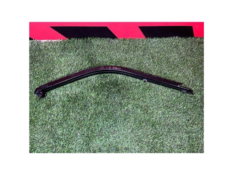 Recambio de soporte puerta corredera para peugeot peugeot partnert yh01 referencia OEM IAM YH01  