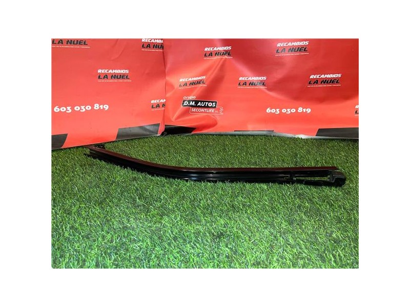 Recambio de soporte puerta corredera para renault kangoo iii rapid (03.2021) kangoo referencia OEM IAM 745900296R  