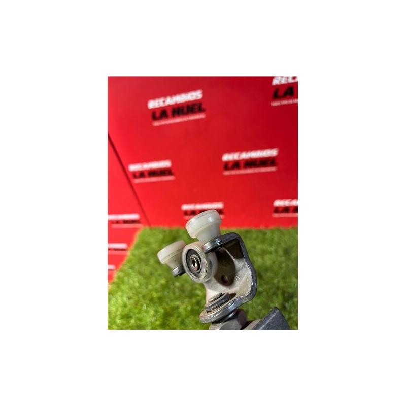 Recambio de soporte puerta corredera para iveco daily furgón (2014) 2.3 fg 33 s ... v batalla 3520 [2,3 ltr. - 100 kw diesel scr