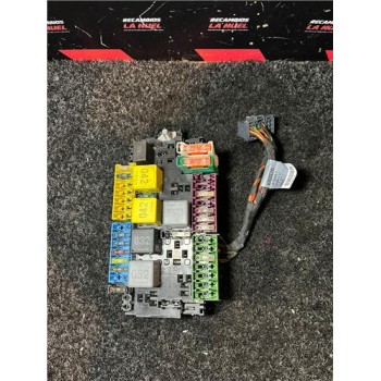 Recambio de caja reles para mercedes-benz vito tourer (447)(07.2014) 1.6 109/110/111/114 cdi base fwd compacta (447.701) [1,6 lt