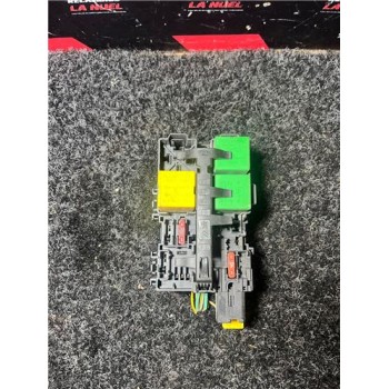 Recambio de caja reles para citroën jumpy furgón (05.2016) 1.5 control m [1,5 ltr. - 75 kw blue-hdi fap] referencia OEM IAM 9806