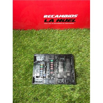 CAJA RELES 284B66911R 