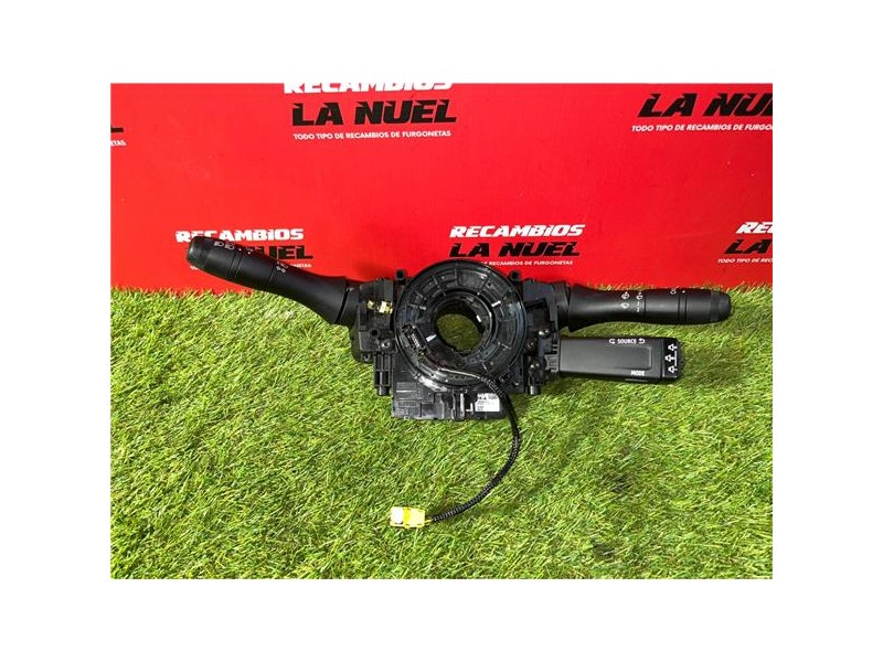 Recambio de mando de luces para renault trafic iii furgón (06.2014) m9r z7 referencia OEM IAM 255679437R  