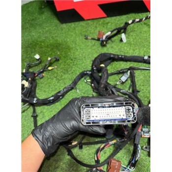 Recambio de instalacion electrica motor para renault trafic iii furgón (06.2014) m9r z7 referencia OEM IAM 242967544R 243800453R