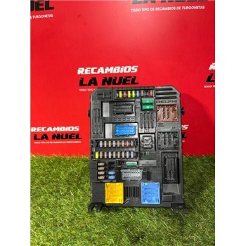 Recambio de caja reles para opel vivaro furgón (2019) 1.5 l express [1,5 ltr. - 75 kw cdti dpf] referencia OEM IAM 9830790580  