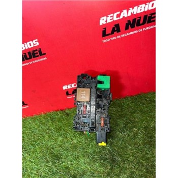 Recambio de caja reles para opel vivaro furgón (2019) 1.5 l express [1,5 ltr. - 75 kw cdti dpf] referencia OEM IAM 9806192580  