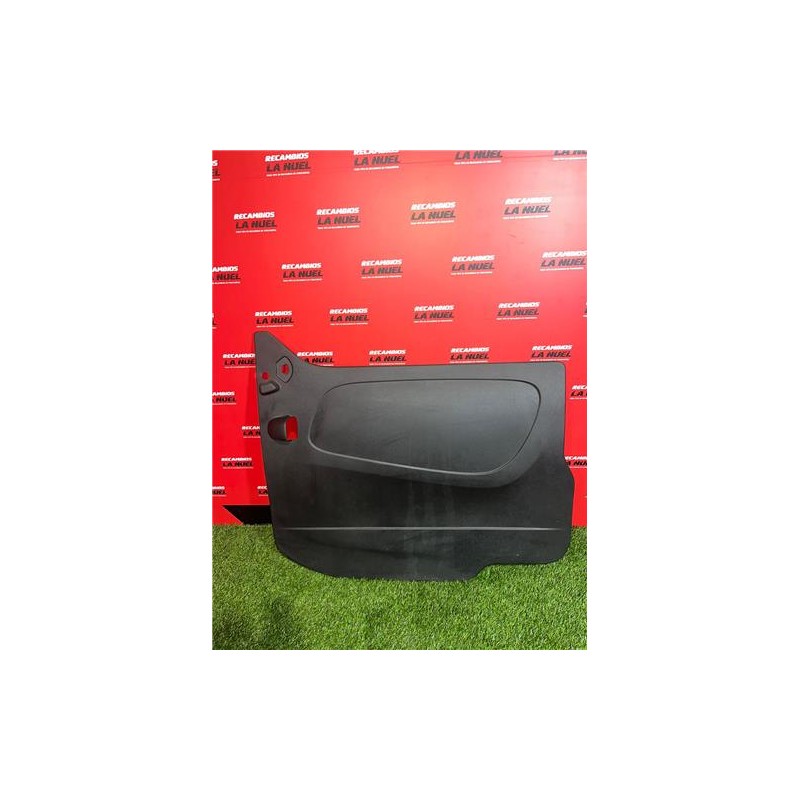 Recambio de guarnecido puerta corredera derecha para renault trafic iii furgón (06.2014) m9r z7 referencia OEM IAM 93868253  