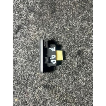 Recambio de mando elevalunas para nissan nv300 camper (01.2018) 1.6 michelangelo [1,6 ltr. - 107 kw dci cat] referencia OEM IAM 