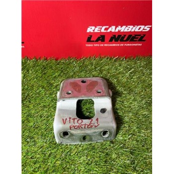 BISAGRA IZQUIERDA PORTON TRASERO A4477401137 