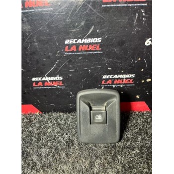 MANDO ELEVALUNAS DELANTERO DERECHO 254217475R 