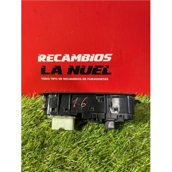 Recambio de mando elevalunas del. izdo. para renault trafic iii furgón (06.2014) m9r z7 referencia OEM IAM 255700068R  