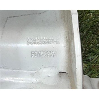 BISAGRA INFERIOR PUERTA TRASERA IZQUIERDA 904108626R 