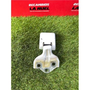 BISAGRA SUPERIOR PUERTA TRASERA IZQUIERDA 9820032180 