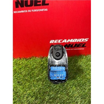 MANDO ELEVALUNAS DELANTERO IZQUIERDO 8200637849 