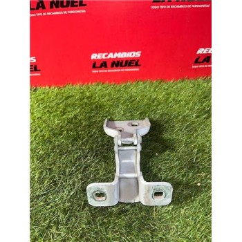 BISAGRA INF. PUERTA DEL. DCHA. 804000006R 