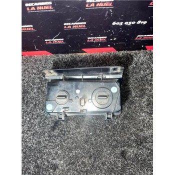 Recambio de piloto inferior tra. izdo. para nissan nv300 camper (01.2018) 1.6 michelangelo [1,6 ltr. - 107 kw dci cat] referenci