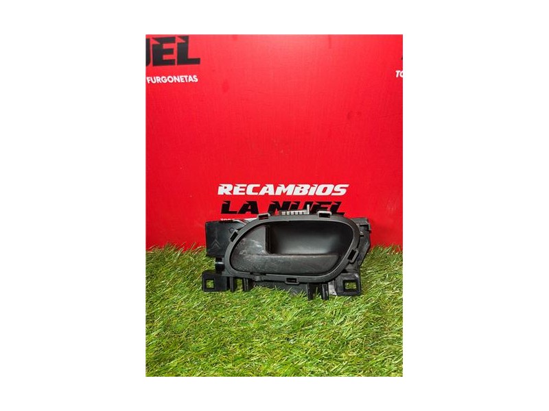 Recambio de maneta exterior delantera derecha para peugeot peugeot partnert yh01 referencia OEM IAM 96555515XT  