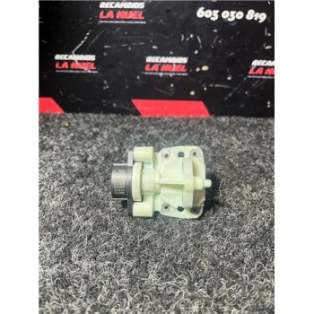 Recambio de deposito ad blue para mercedes-benz vito tourer (447)(07.2014) 1.6 109/110/111/114 cdi base fwd compacta (447.701) [