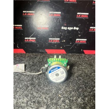 Recambio de deposito ad blue para mercedes-benz vito tourer (447)(07.2014) 1.6 109/110/111/114 cdi base fwd compacta (447.701) [