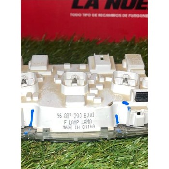 Recambio de luz interior techo para peugeot peugeot partnert yh01 referencia OEM IAM 96887290  