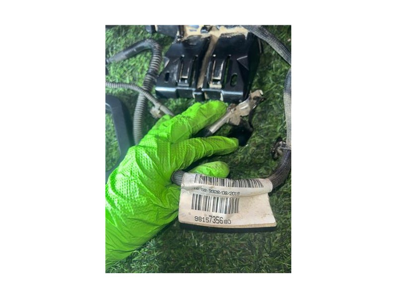 Recambio de cable positivo bateria para peugeot peugeot partnert yh01 referencia OEM IAM 9815735680  