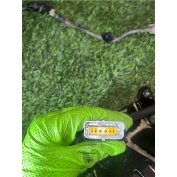 Recambio de cable positivo bateria para peugeot peugeot partnert yh01 referencia OEM IAM 9815735680  