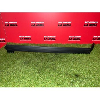 MOLDURA LATERAL DERECHA 777468372R 