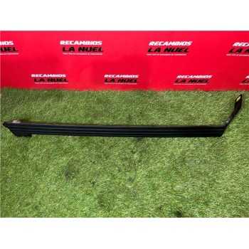 Recambio de moldura lateral dcha. para renault kangoo iii rapid (03.2021) kangoo referencia OEM IAM 777468372R  