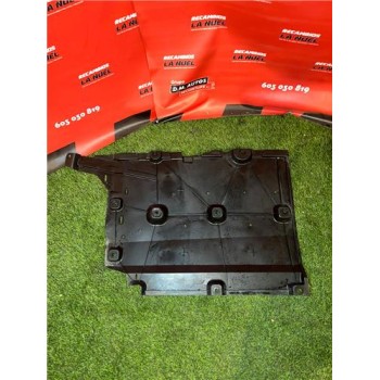 Recambio de varios para renault kangoo iii rapid (03.2021) kangoo referencia OEM IAM 748156701R  